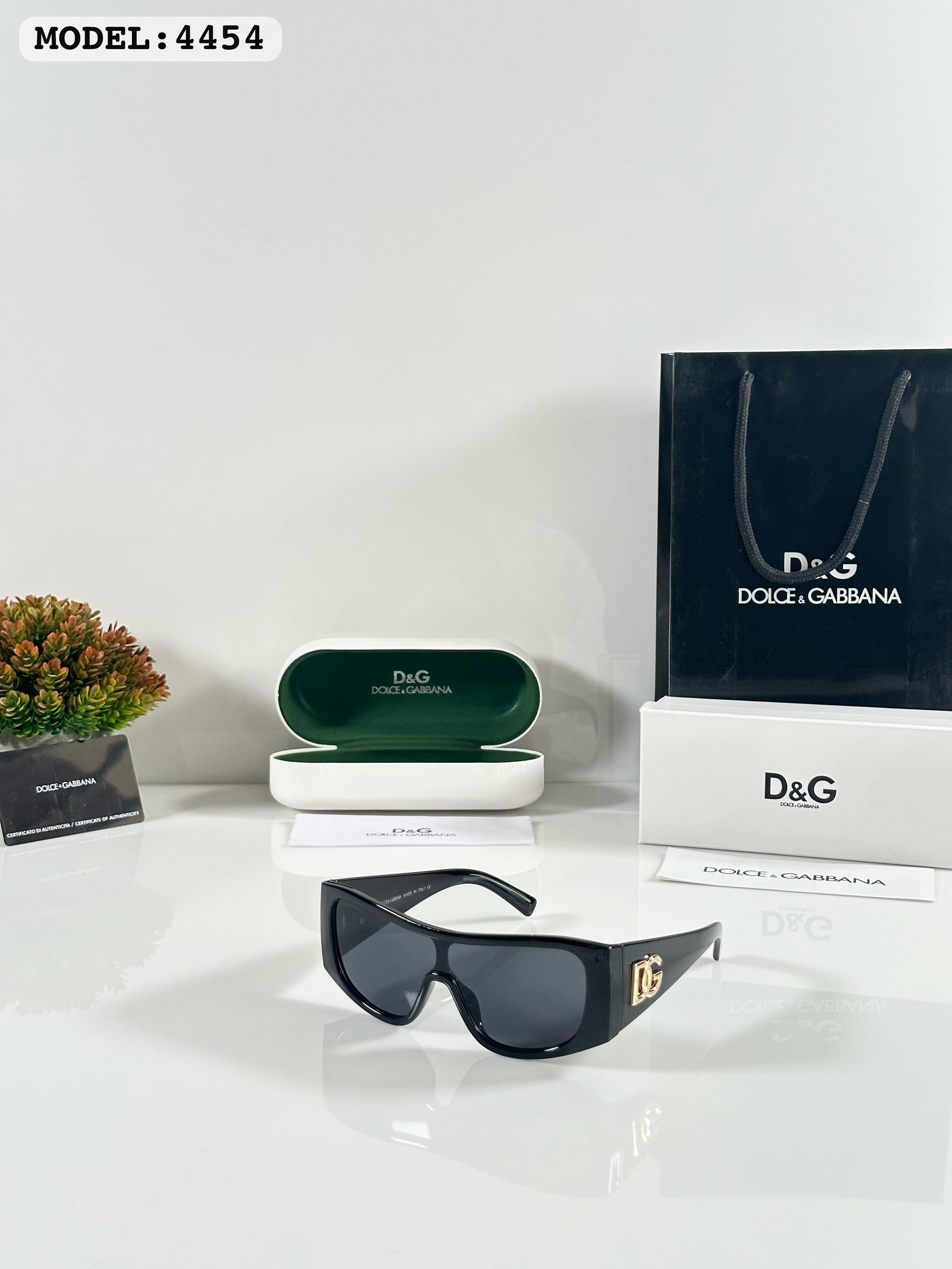 DO_L_CE & GABBANA 4454 BLACK GH