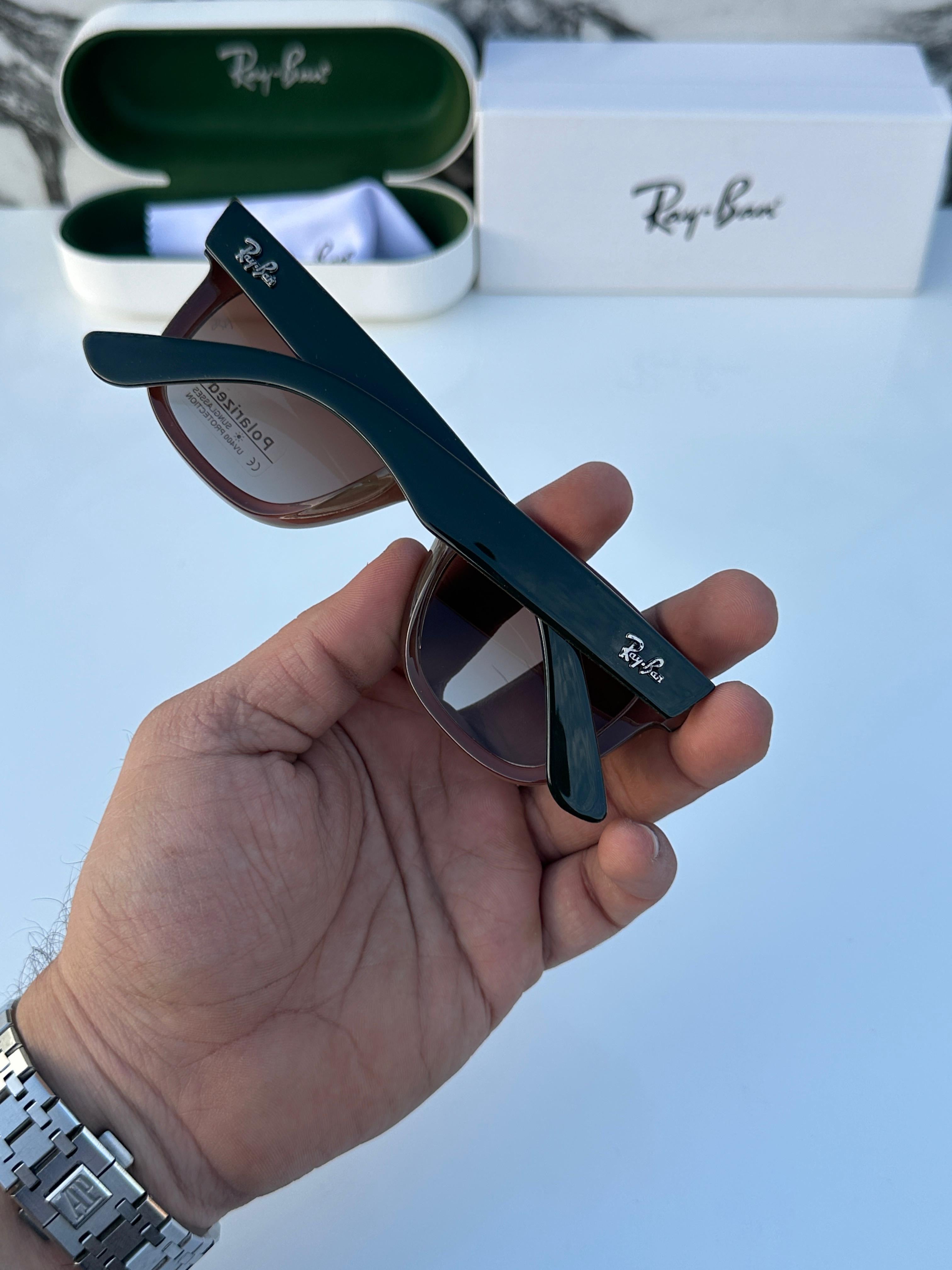 RA_YBAN 0502 green brown