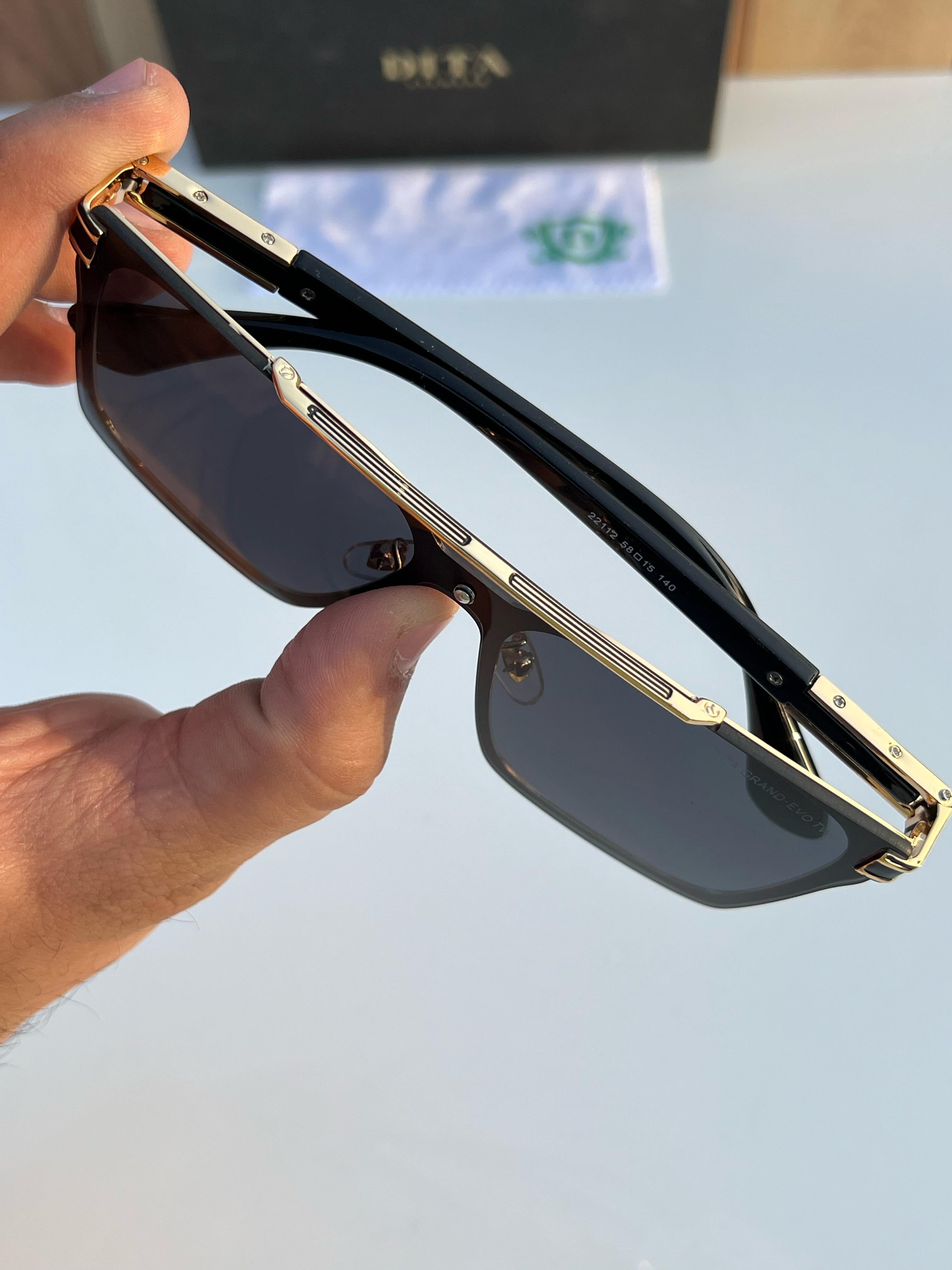 Di_ta 22112 black sunglass