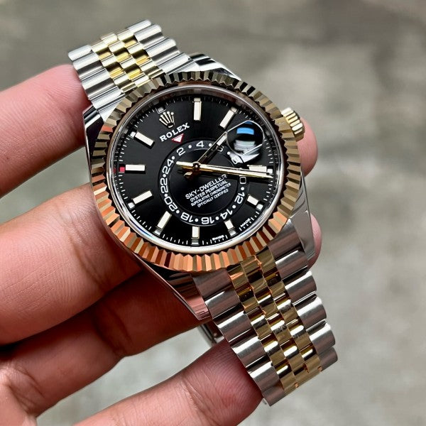 Role_x Oyster perpetual Sky Dweller