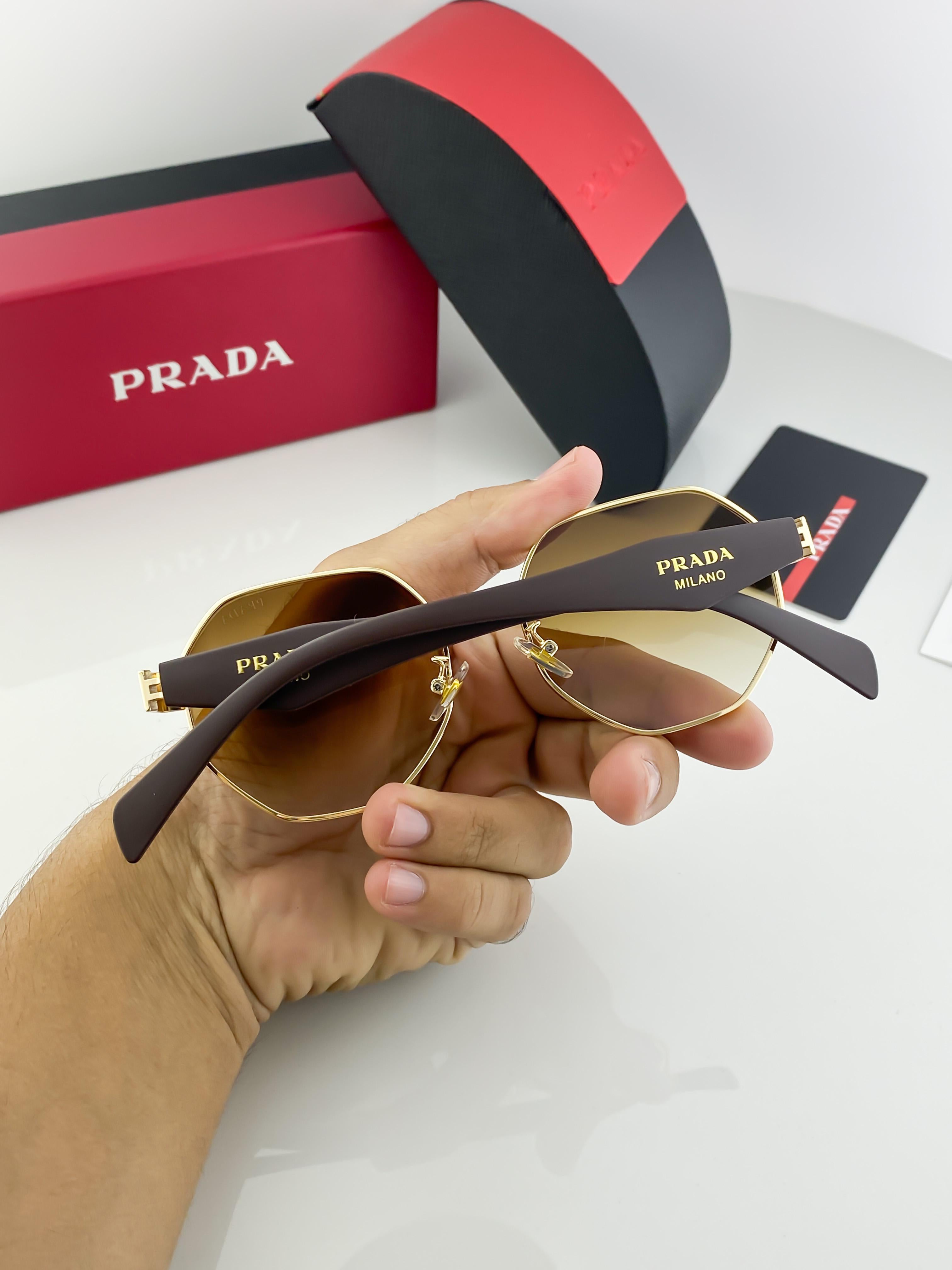 PR_AD_A GOLD BROWN 97S B