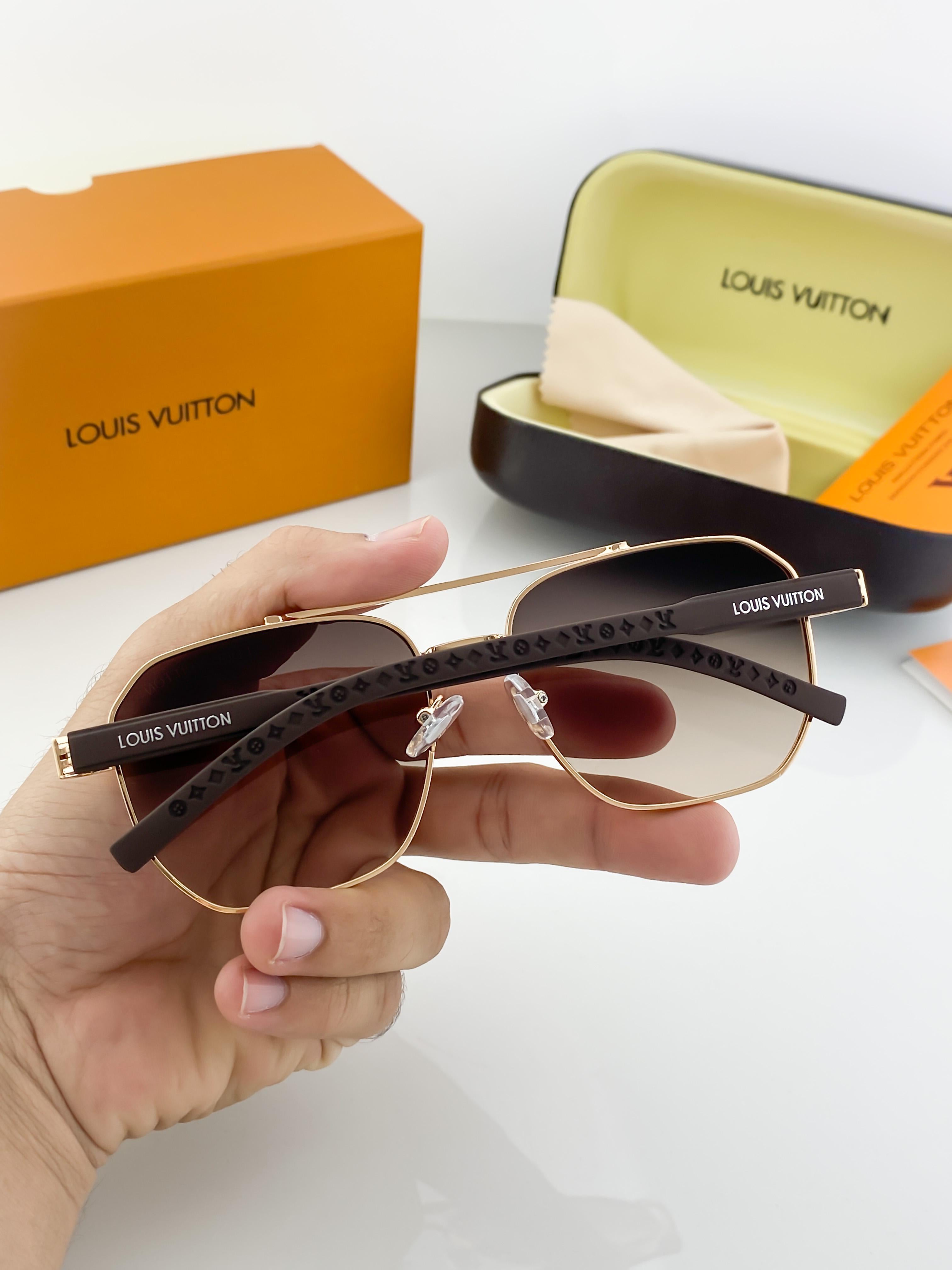 LO_UI_S VUI_TTO_N GOLD BROWN 0968 B