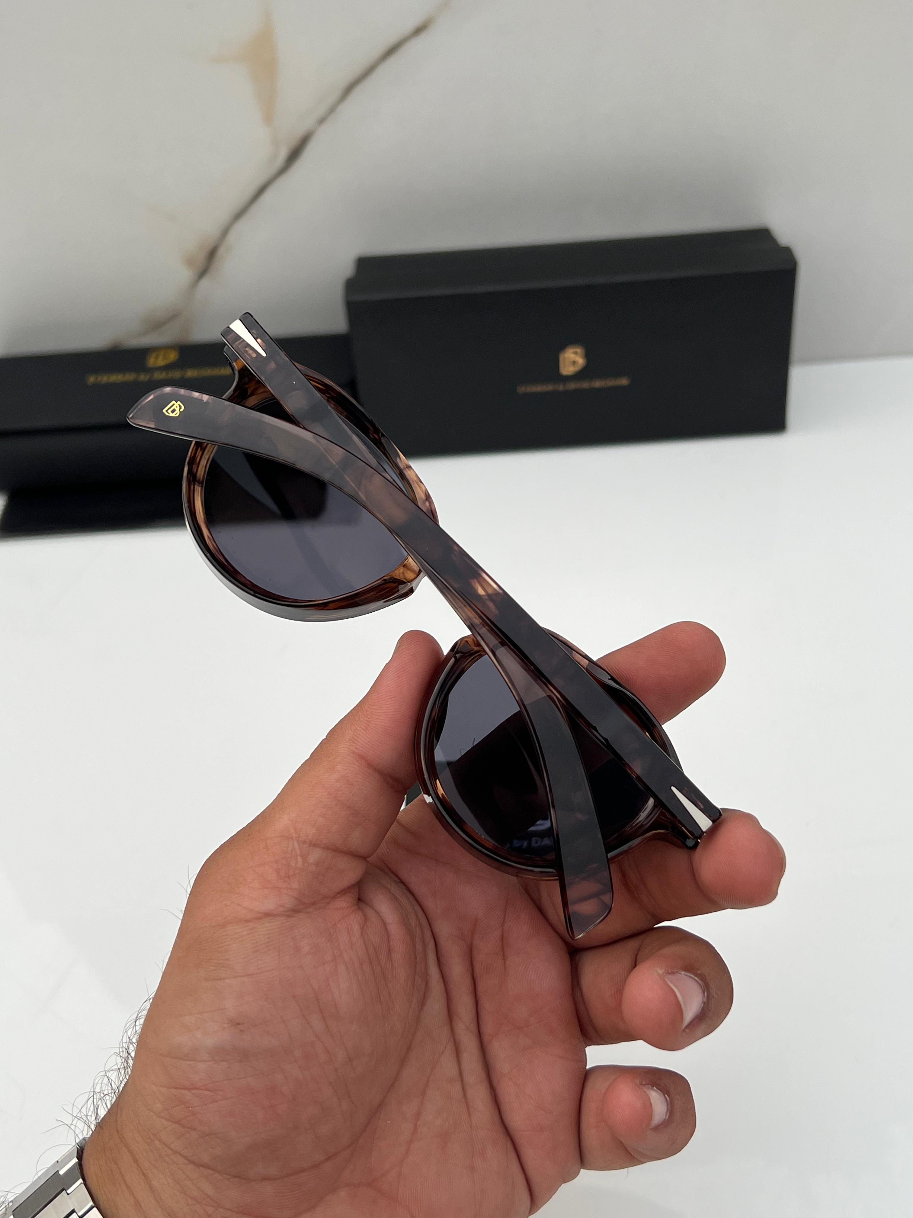 David round tiger black A