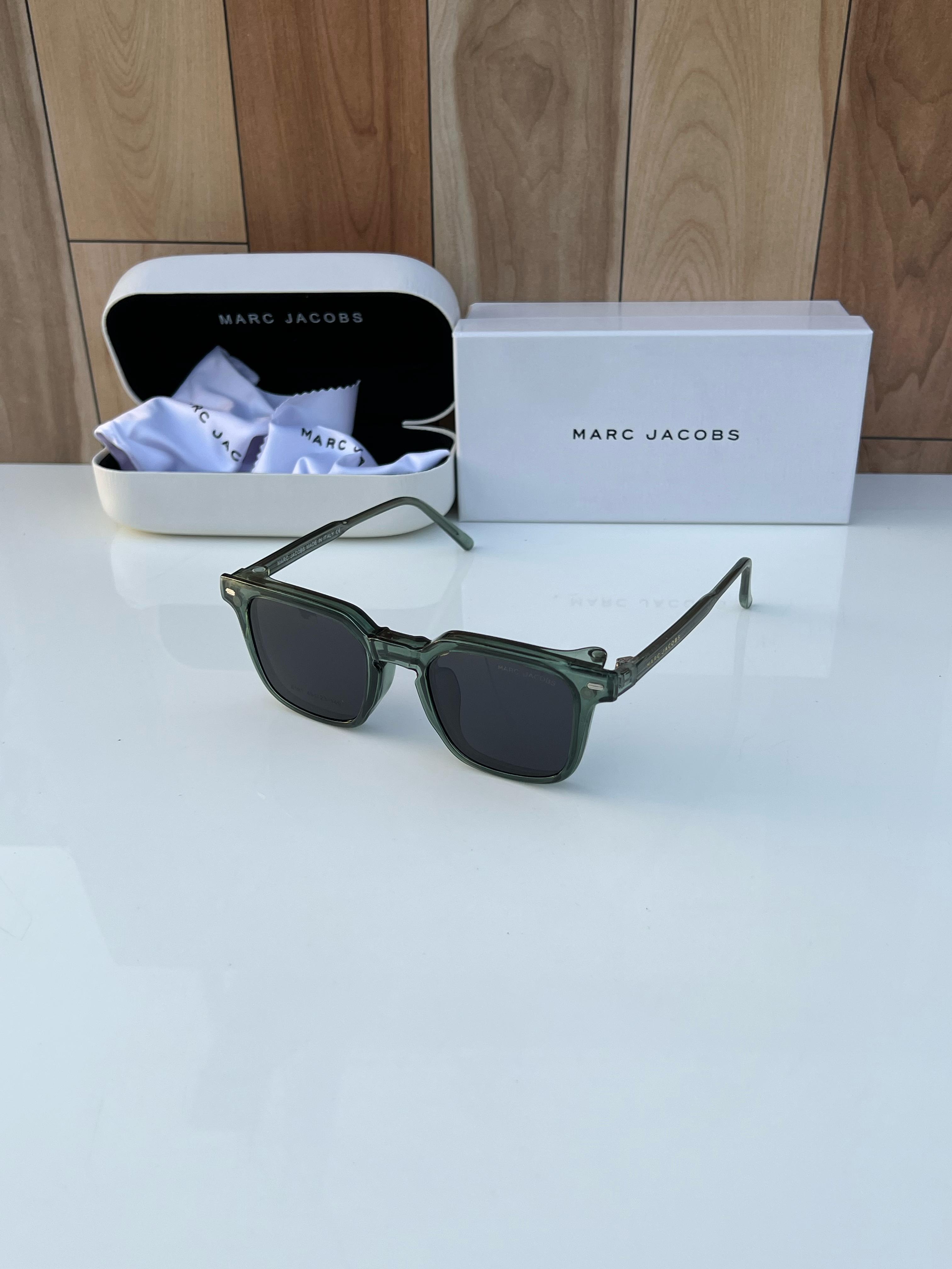 Mar  attachment green A