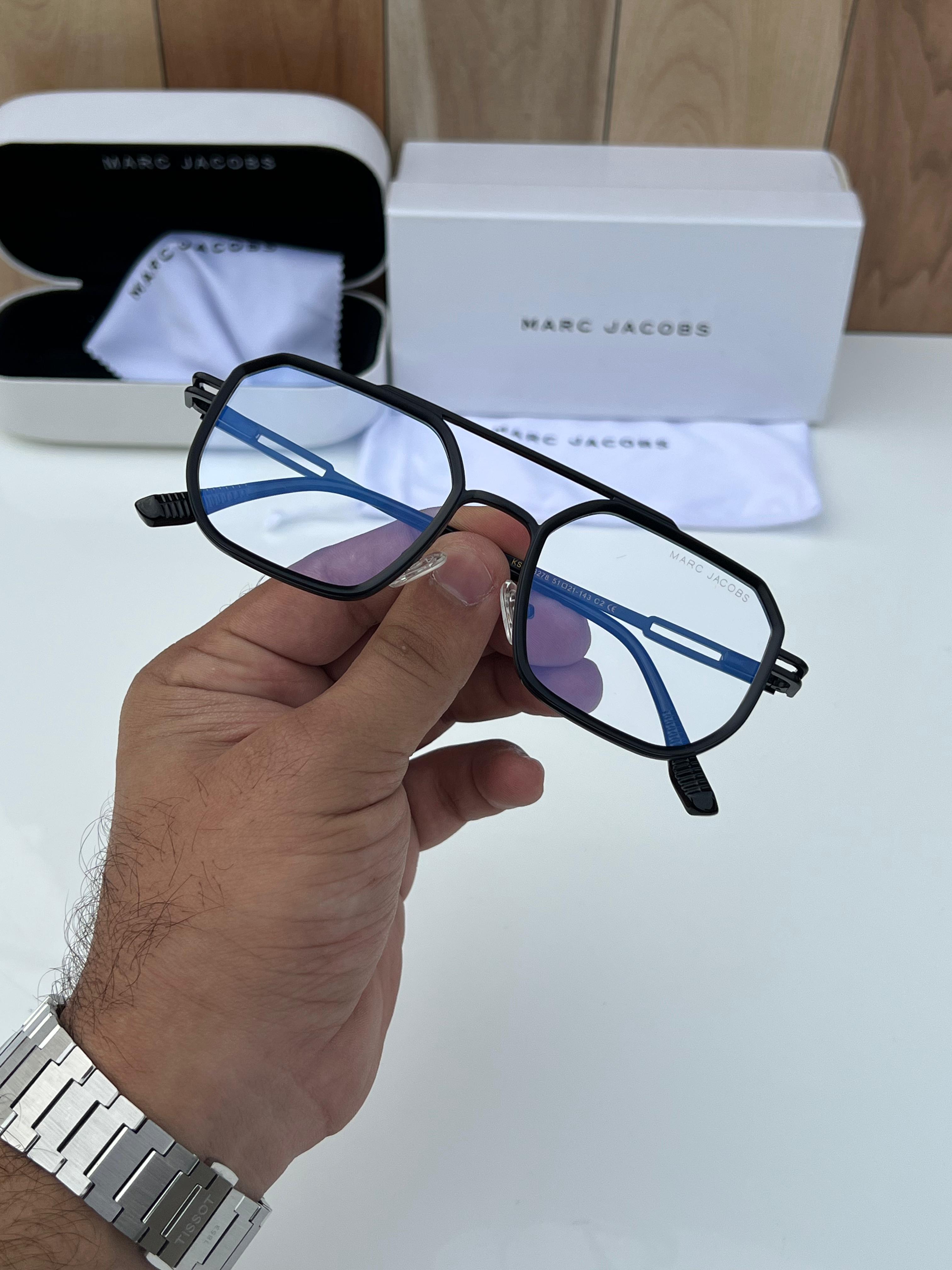 Mar  98278 black plano A