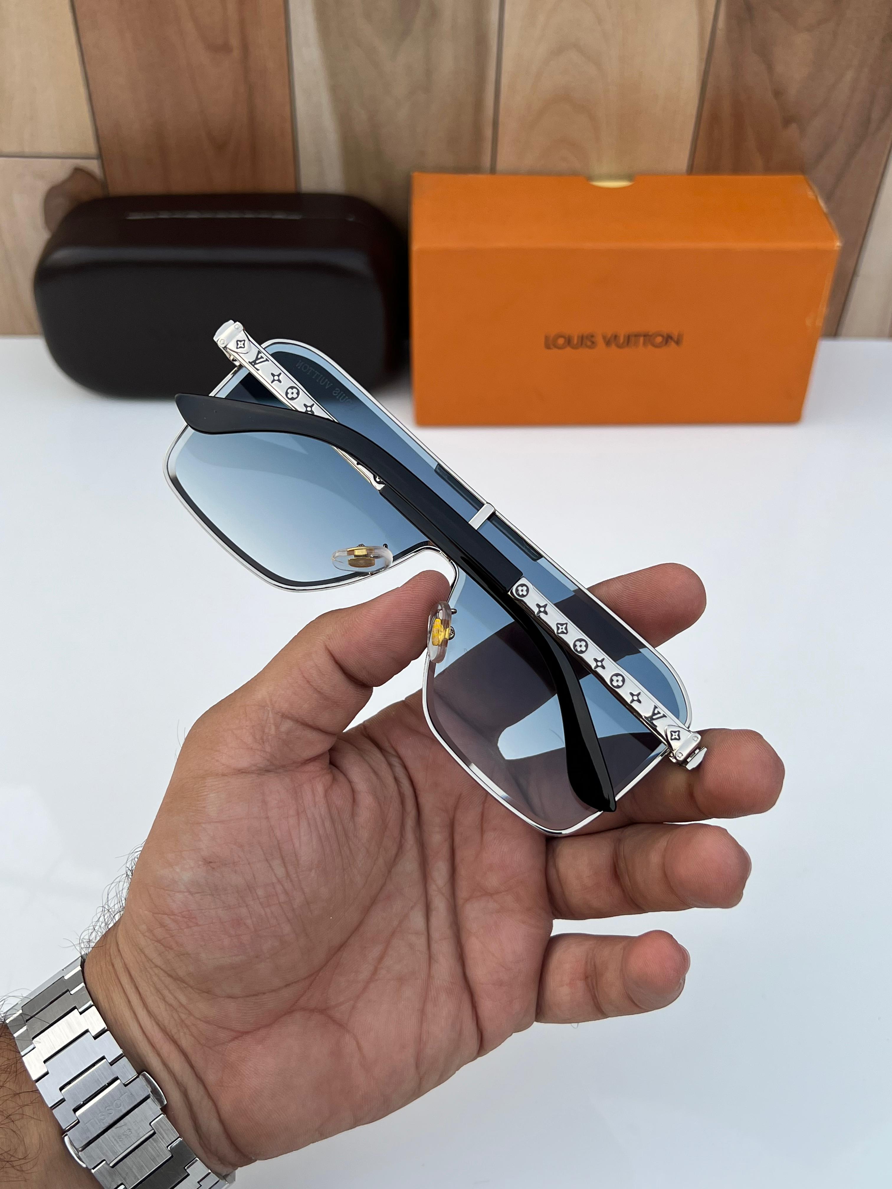 Loui 2254 silver blue A