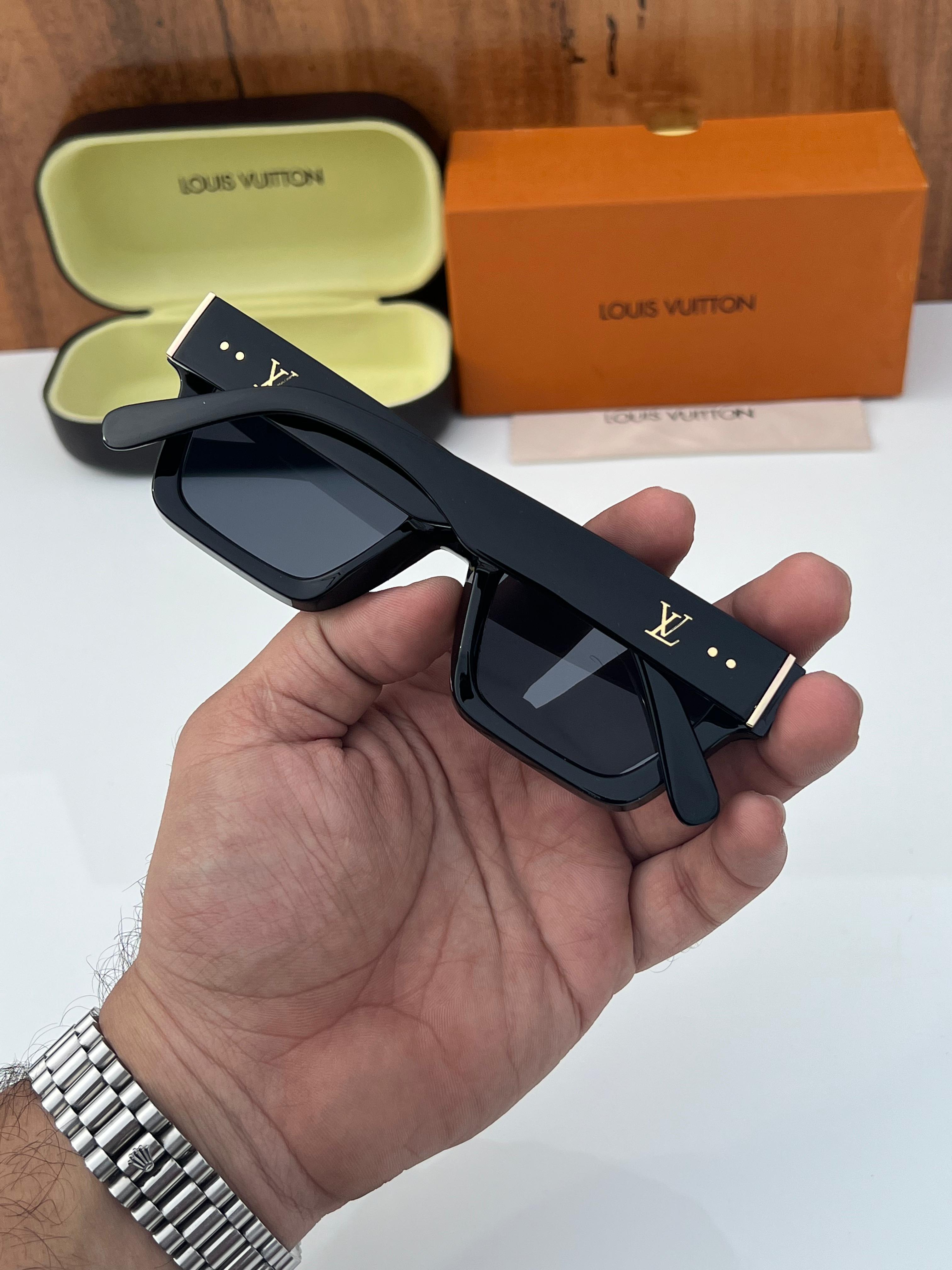 Louis Vuitton 35104